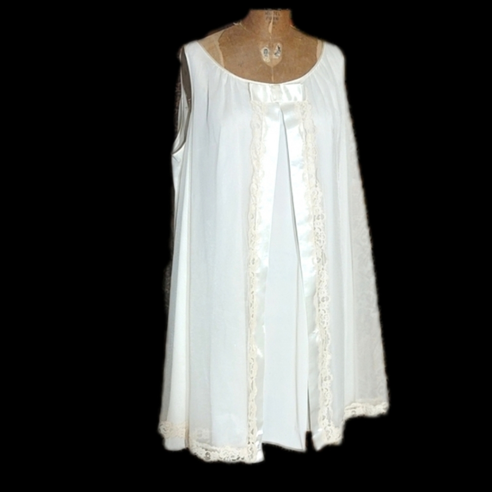 1950s fluffy old vintage rag! Gorgeous